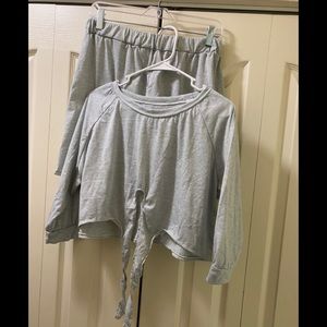 2 Piece Gray tie up shorts set